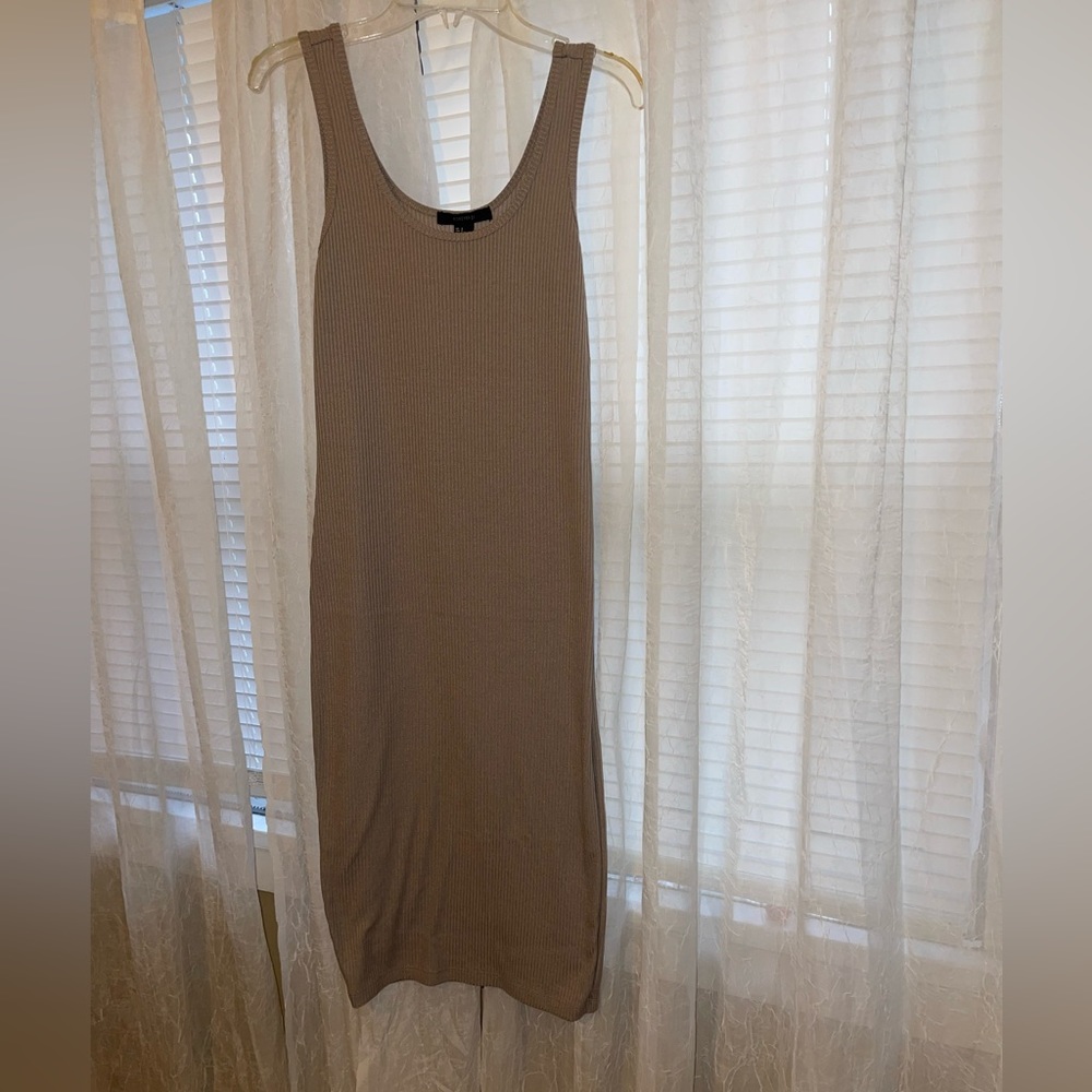 Long summer dress, size small from forever 21